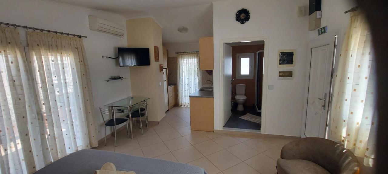 Sunny Elegant Studio Atene Esterno foto